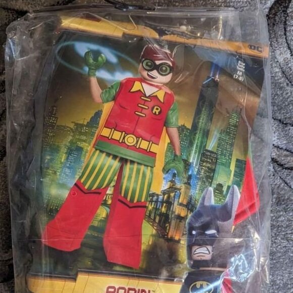 Lego Batman Robin Costume Size 7/8 - Picture 1 of 8